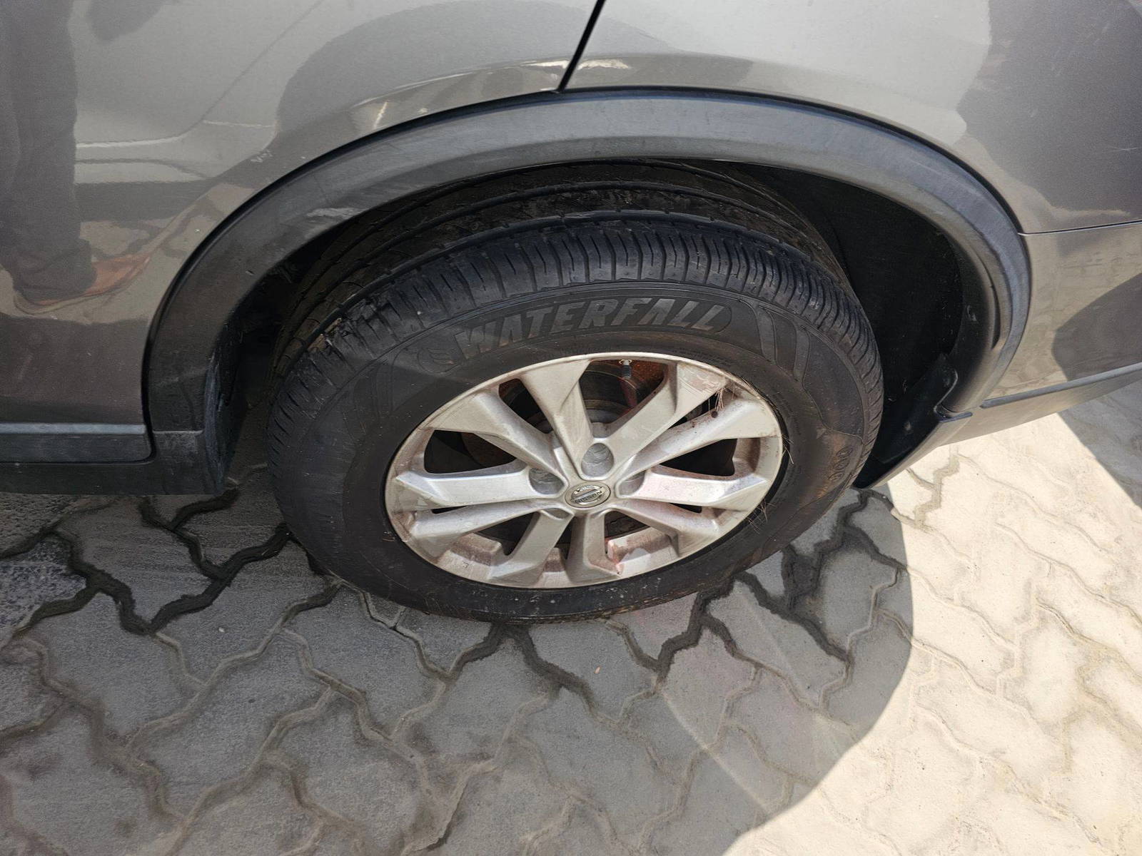 NISSAN ROGUE 2015 - Marhaba Auction Used Cars - Image 6