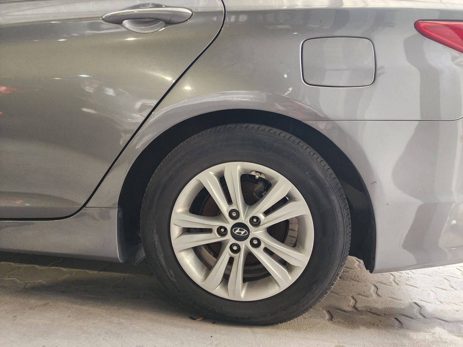 2014 HYUNDAI SONATA — 187558 Miles — Lot 900786 — Al Quoz - Marhaba Auctions Used Cars - Image 11