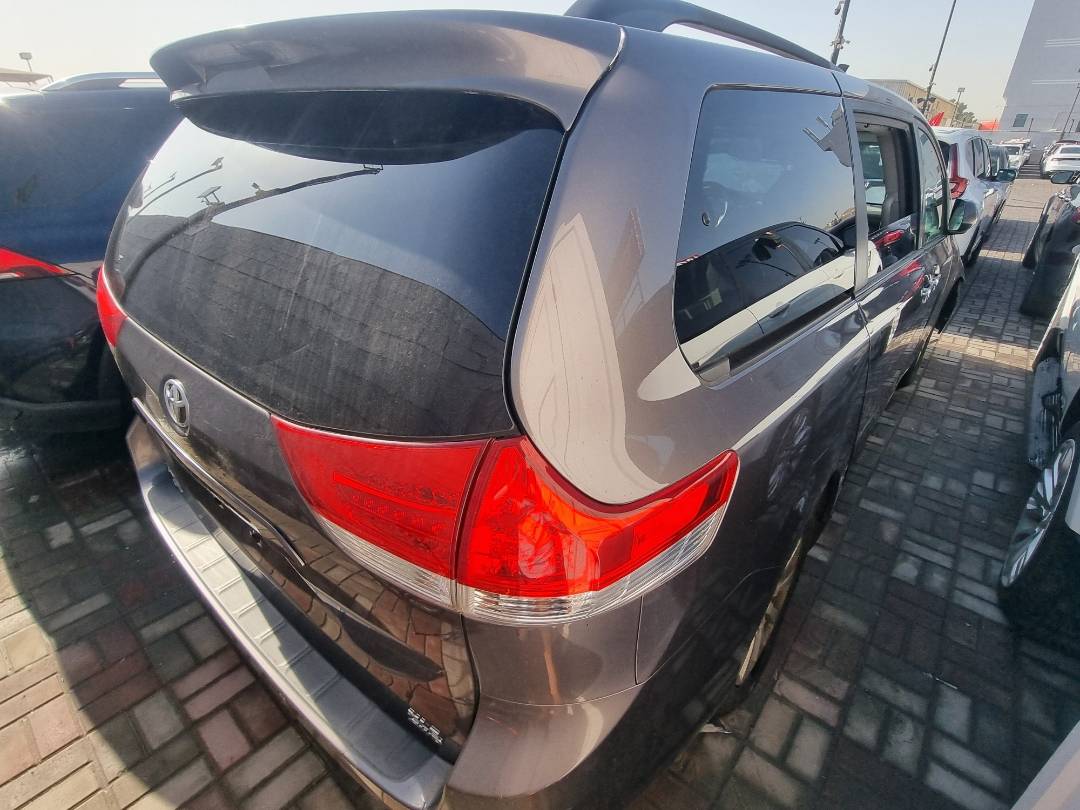 2012 TOYOTA SIENNA — 203802 Miles — Lot S044070 — Main - Marhaba Auctions Used Cars - Image 4