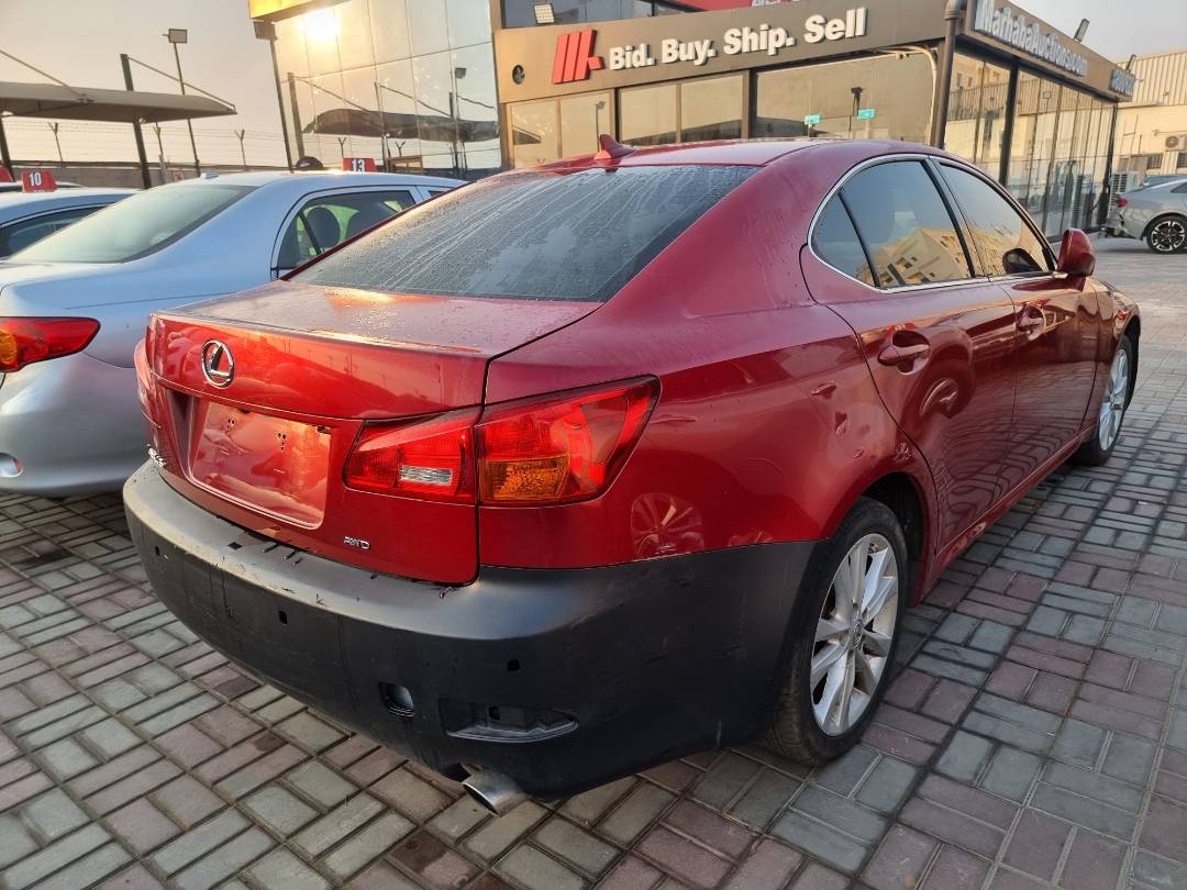 2007 LEXUS IS 250 — 130528 Miles — Lot 125487 — Souq - Marhaba Auctions Used Cars - Image 4