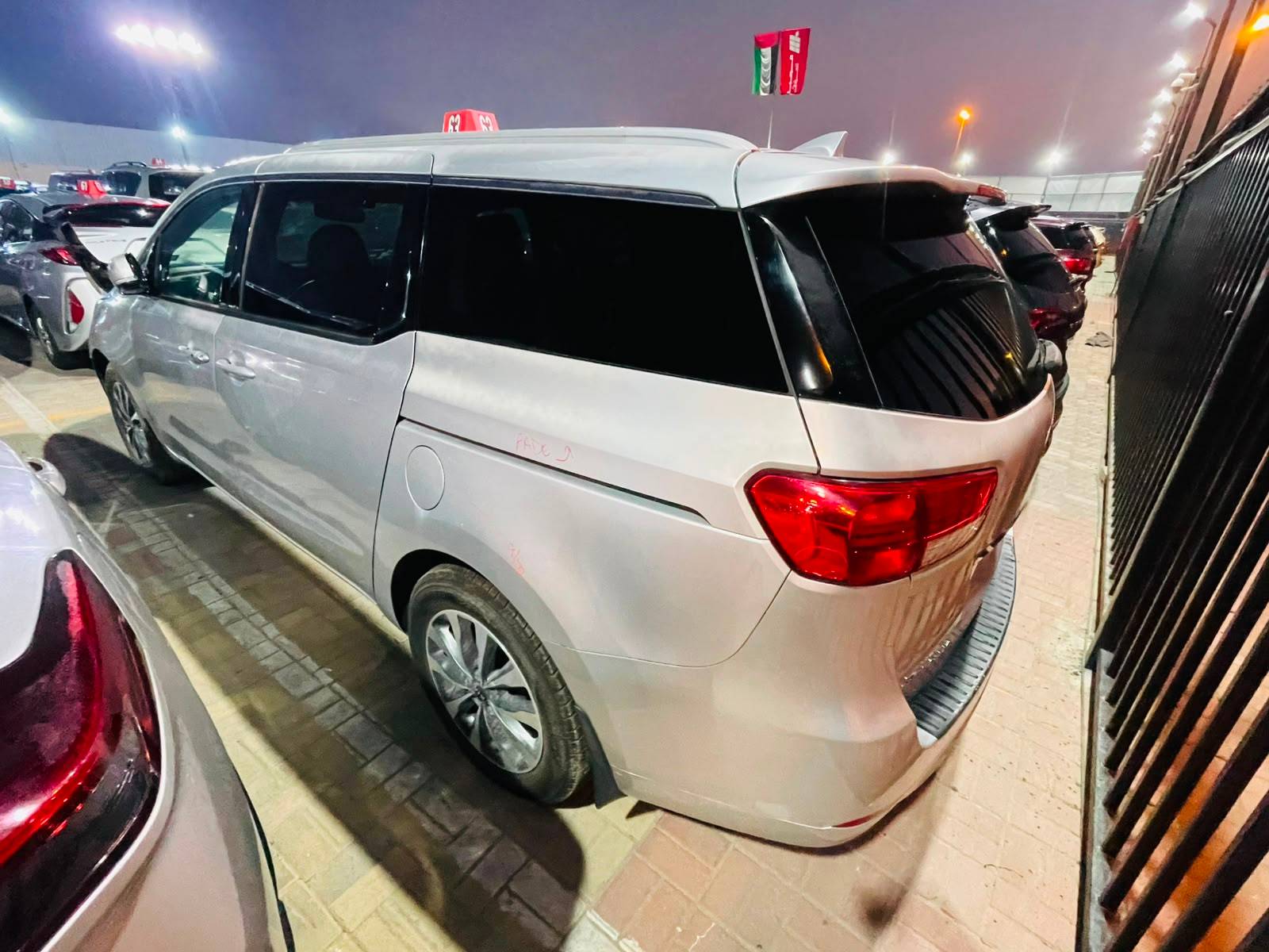 2015 KIA SEDONA — 144524 Miles — Lot 72481125 — Main - Marhaba Auctions Used Cars - Image 8