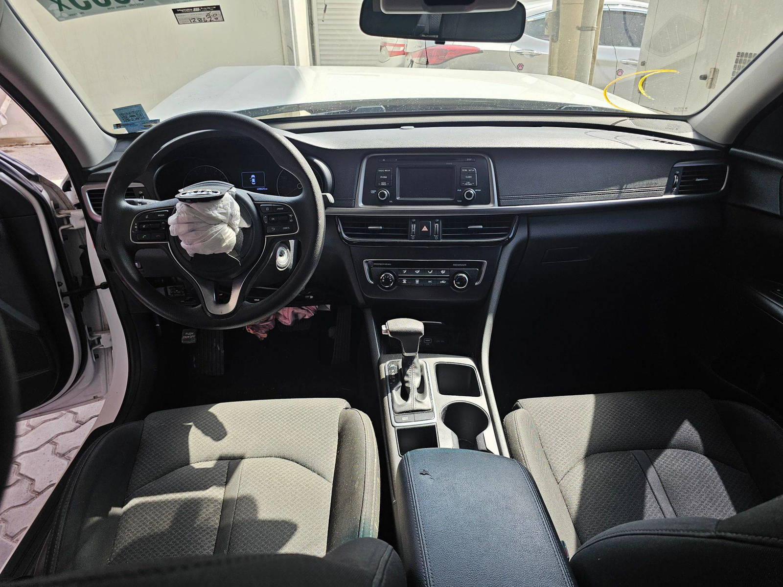 2017 KIA OPTIMA — 128620 Miles — Lot 6HG126926 — Souq - Marhaba Auctions Used Cars - Image 7
