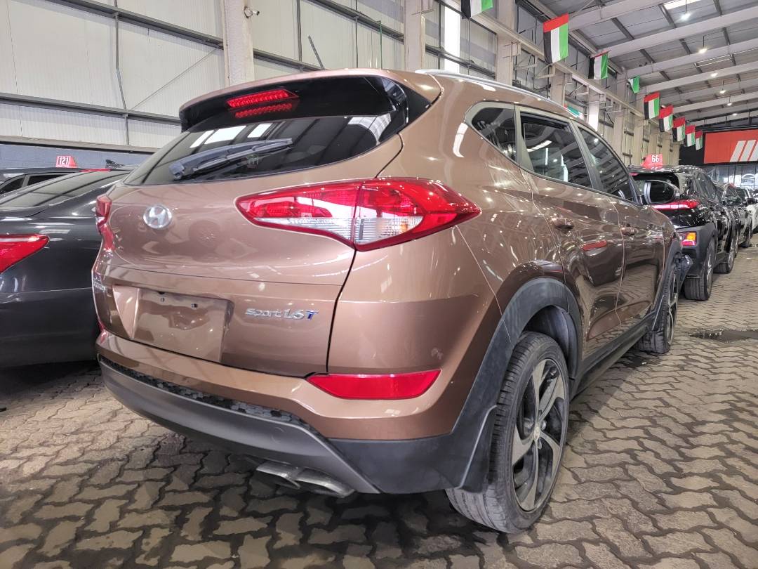2016 HYUNDAI TUCSON — 102415 Miles — Lot GU207991 — Main - Marhaba Auctions Used Cars - Image 3