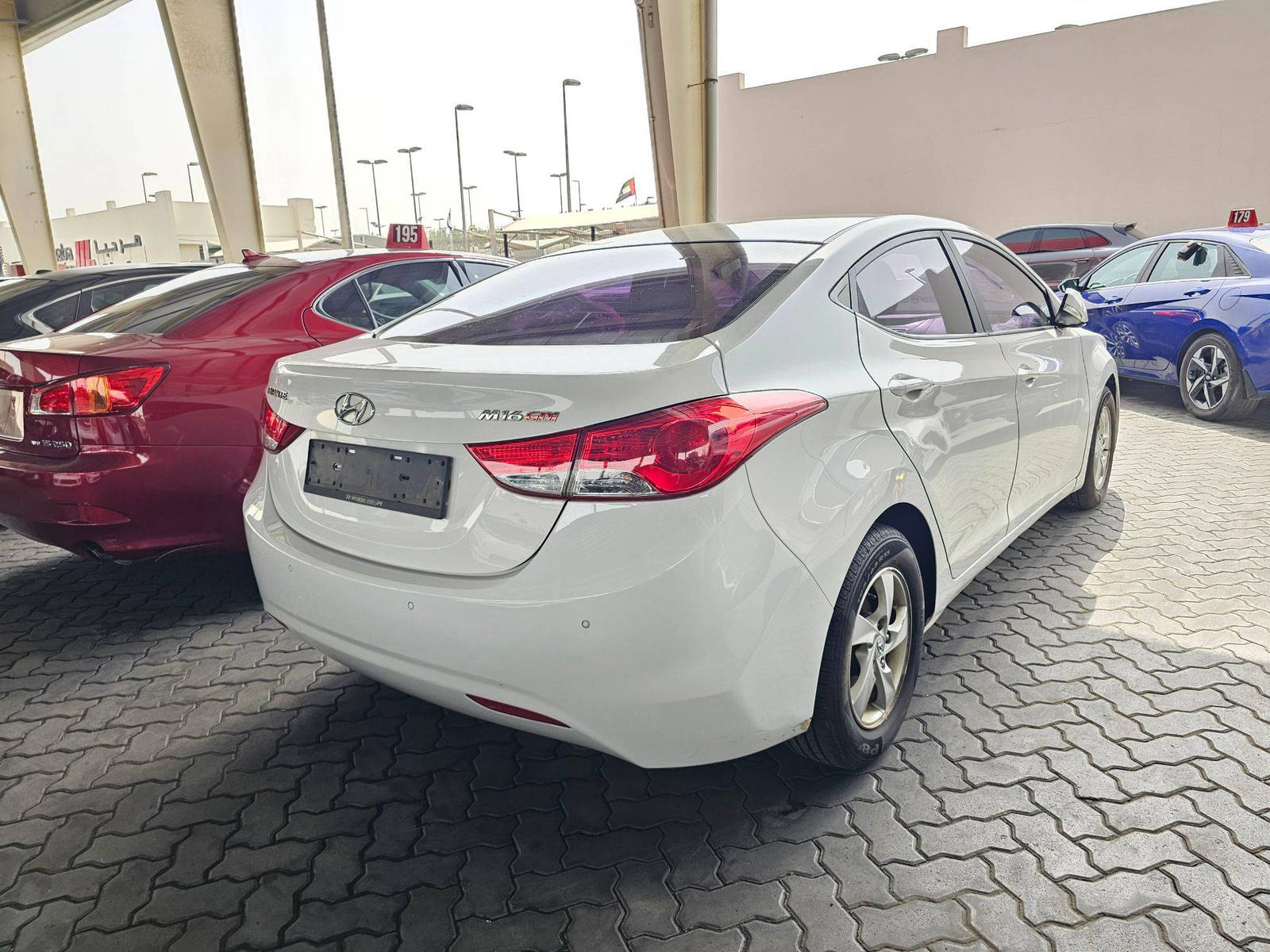 2011 HYUNDAI AVANTE — 227753 KM — Lot 152068 — Souq - Marhaba Auctions Used Cars - Image 4