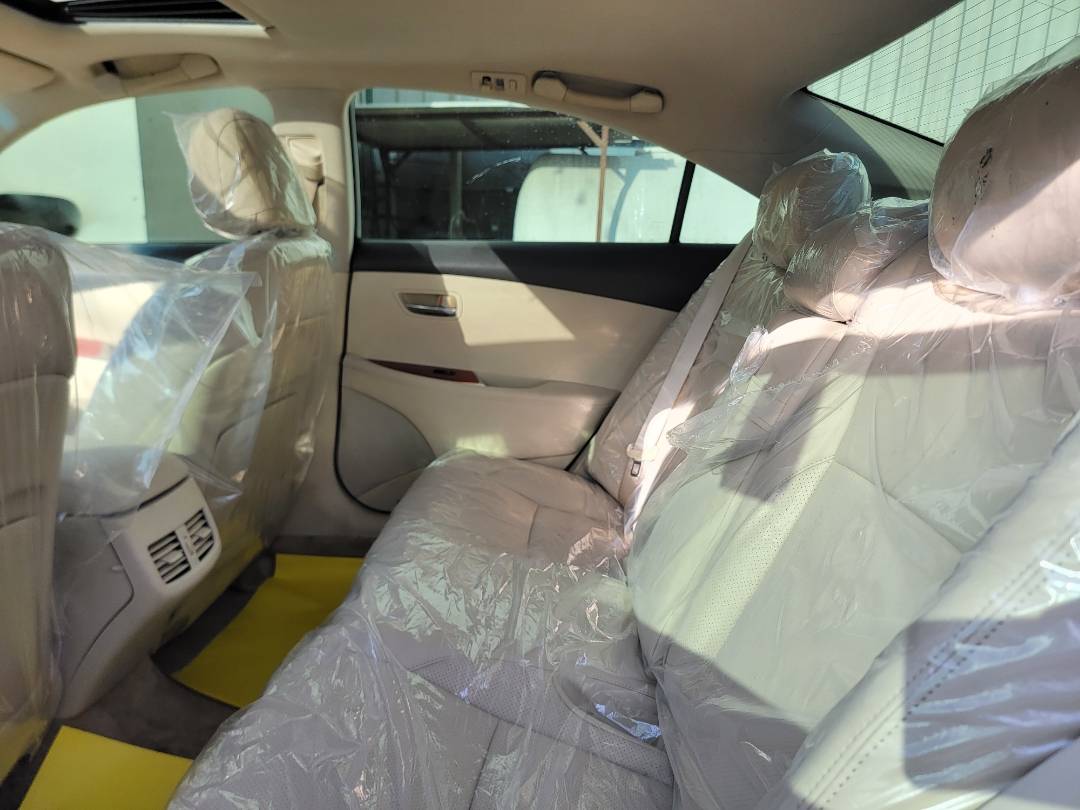 2011 LEXUS ES 350 — 176283 Miles — Lot 77442693 — Souq - Marhaba Auctions Used Cars - Image 7