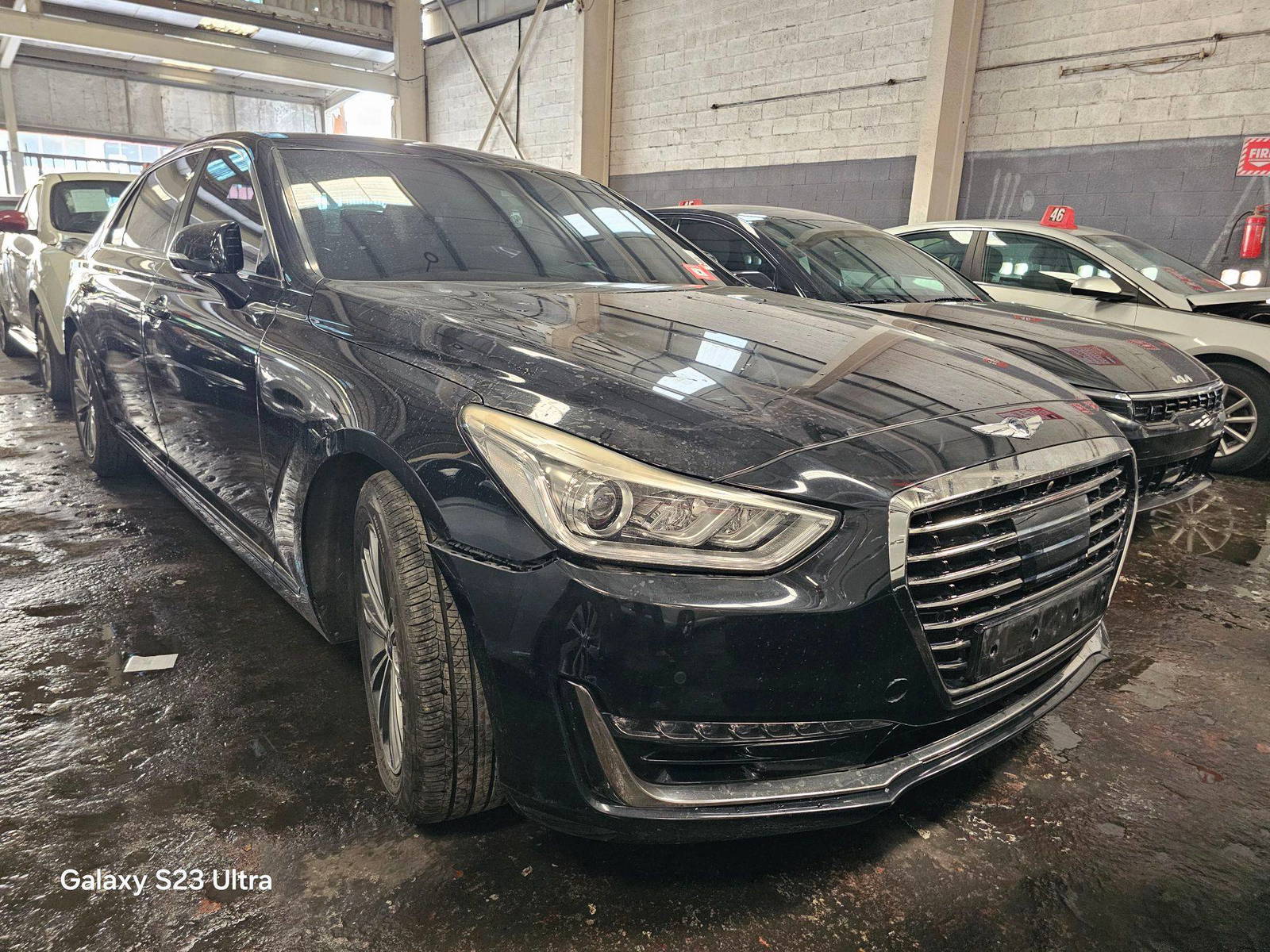 HYUNDAI GENESIS 2016 - Marhaba Auction Used Cars - Image 4