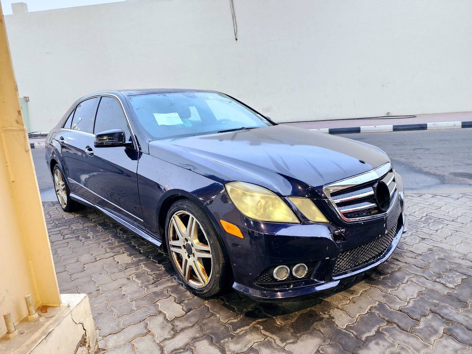 2010 MERCEDES BENZ E 350 — 170843 Miles — Lot AA073727 — Souq - Marhaba Auctions Used Cars - Image 5