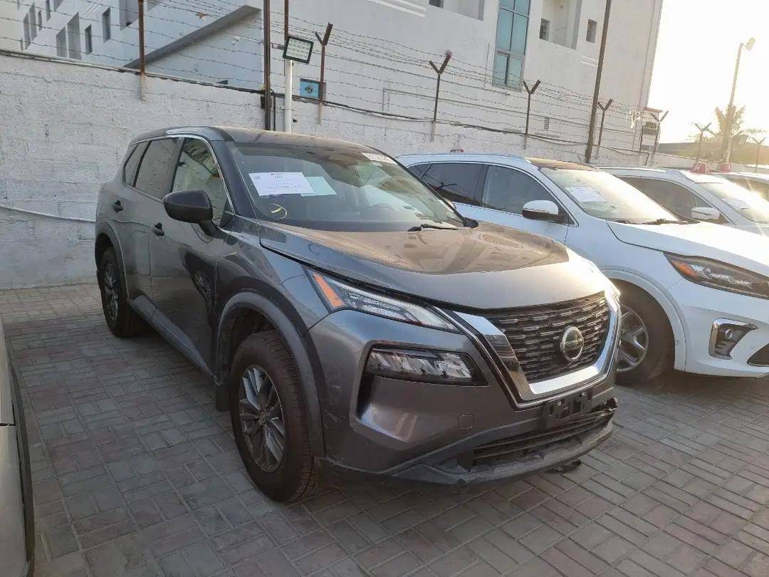 NISSAN ROGUE