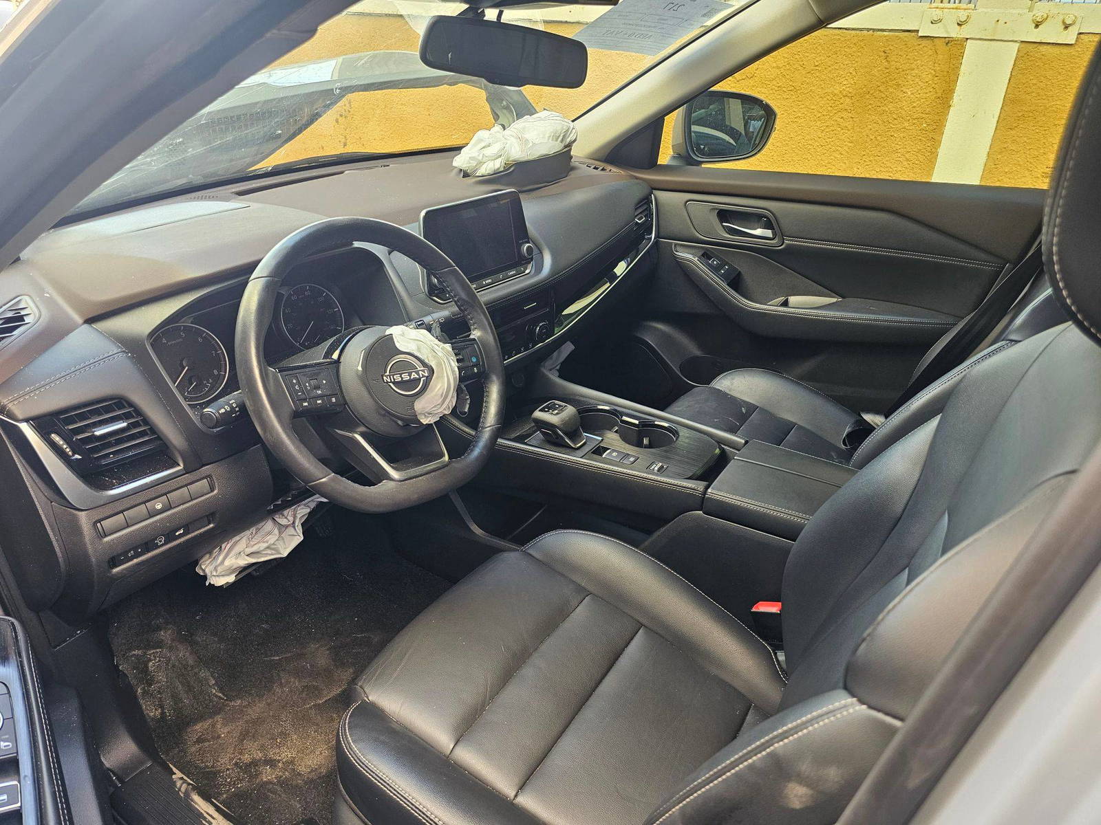 NISSAN ROGUE 2023 - Marhaba Auction Used Cars - Image 8