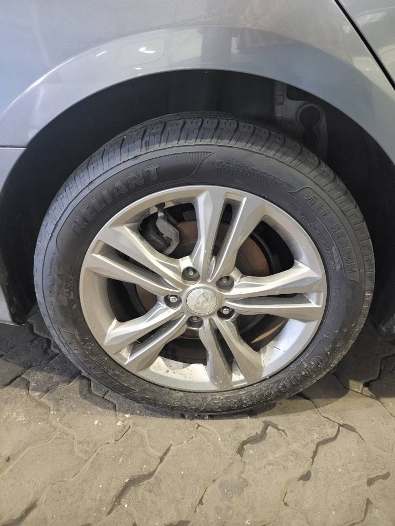 2019 HYUNDAI SONATA — 86293 Miles — Lot 749431 — Main - Marhaba Auctions Used Cars - Image 10