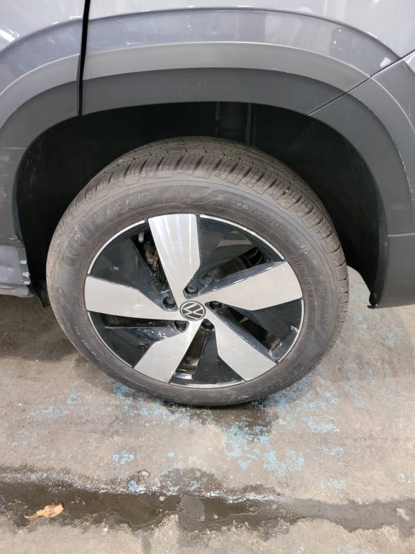 2023 VOLKSWAGEN TAOS SE — 1648 Miles — Lot XPM352161 — Main - Marhaba Auctions Used Cars - Image 9