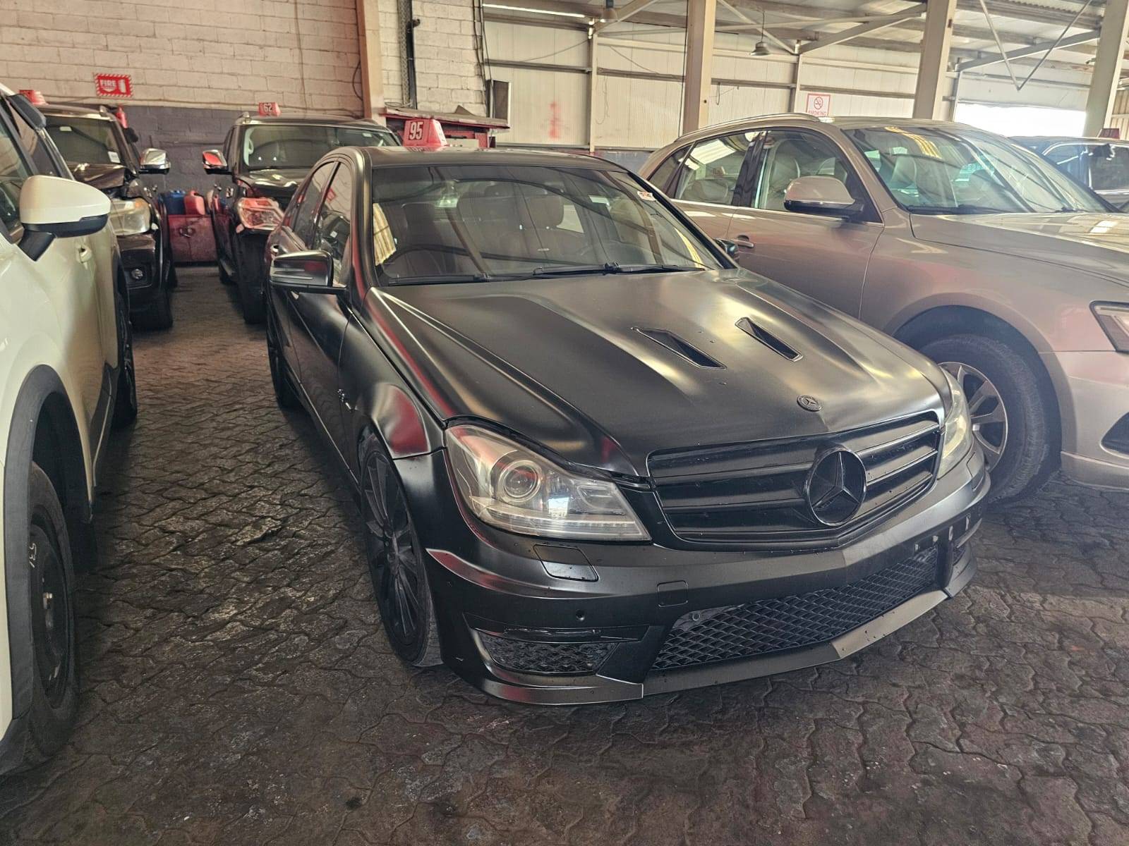 2013 MERCEDES BENZ C300 — 229878 KM — Lot 252056 — Main - Marhaba Auctions Used Cars - Image 3
