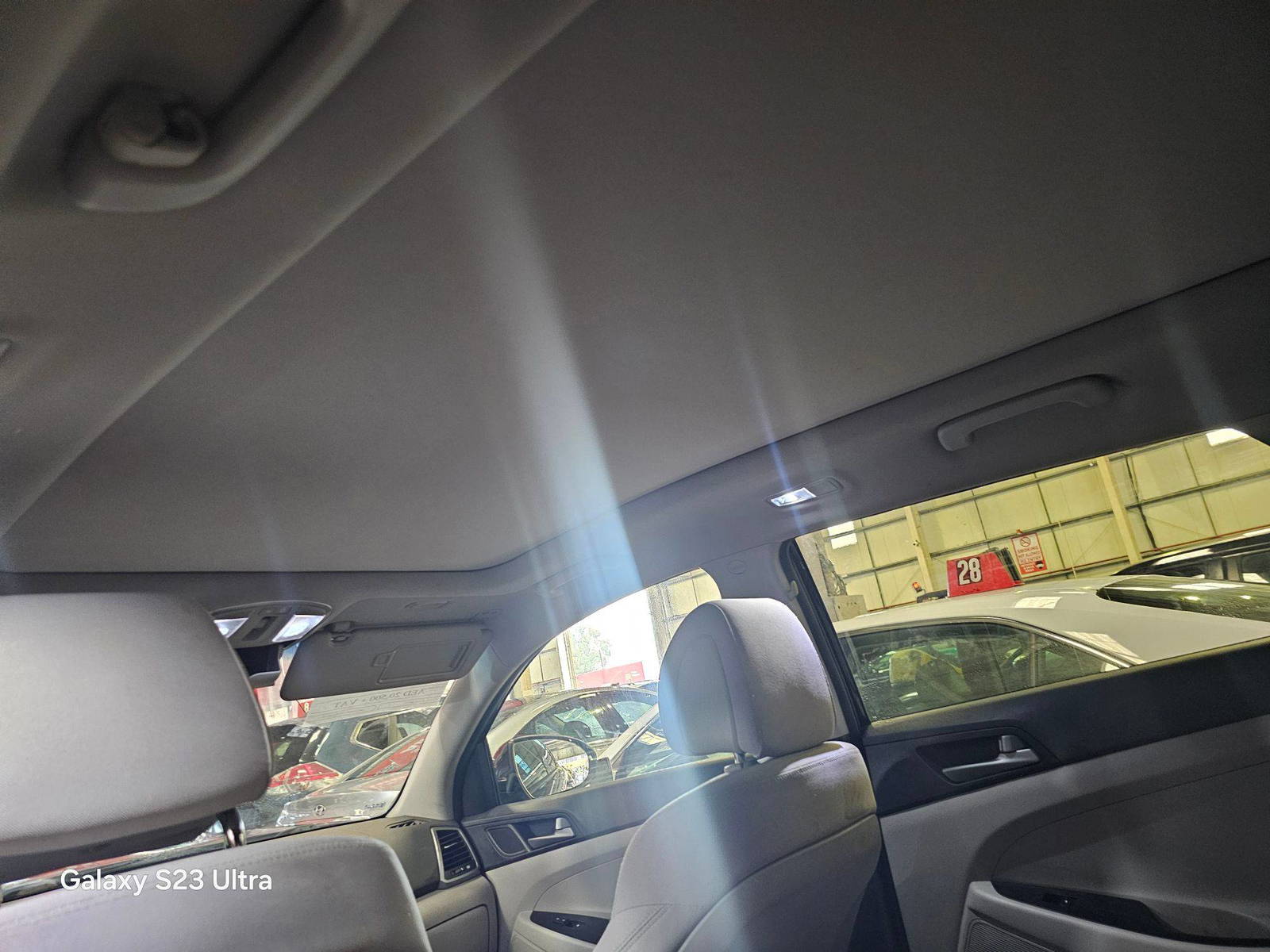 HYUNDAI TUCSON 2018 - Marhaba Auction Used Cars - Image 10