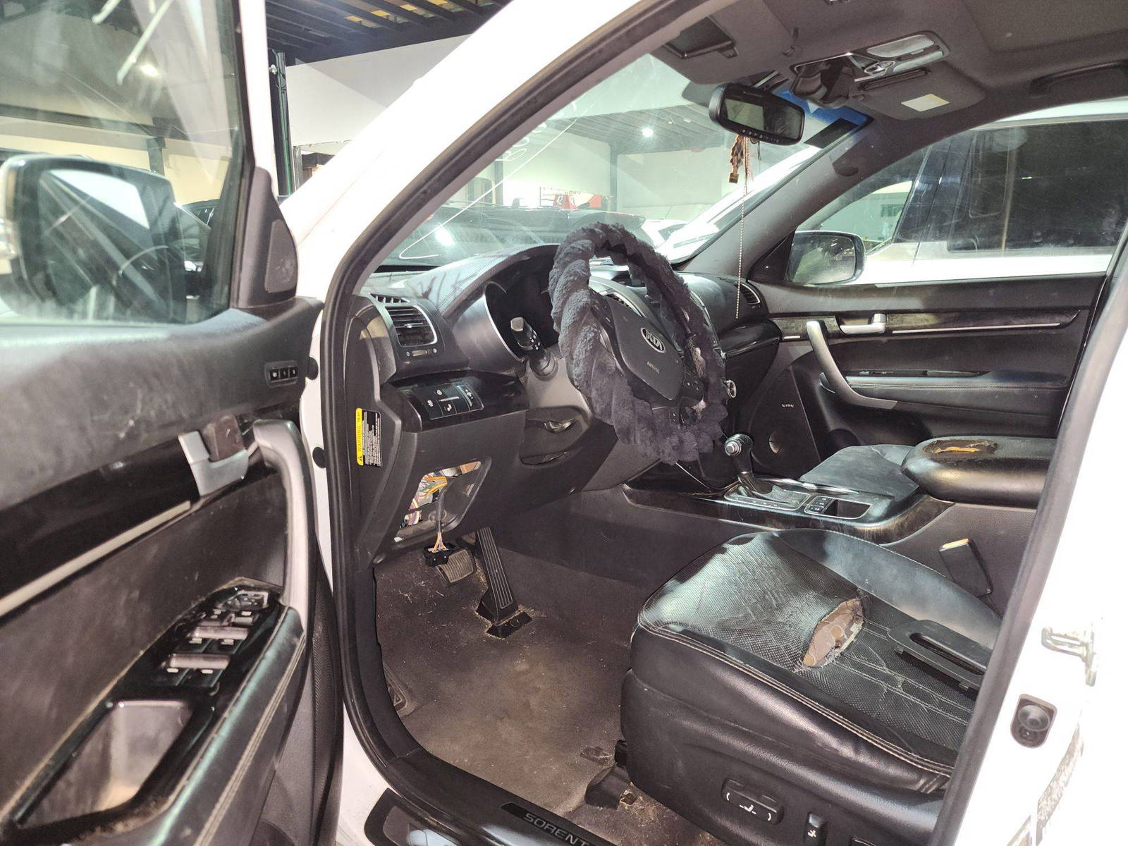 2015 KIA SORENTO — 149165 Miles — Lot 339186 — Main - Marhaba Auctions Used Cars - Image 9