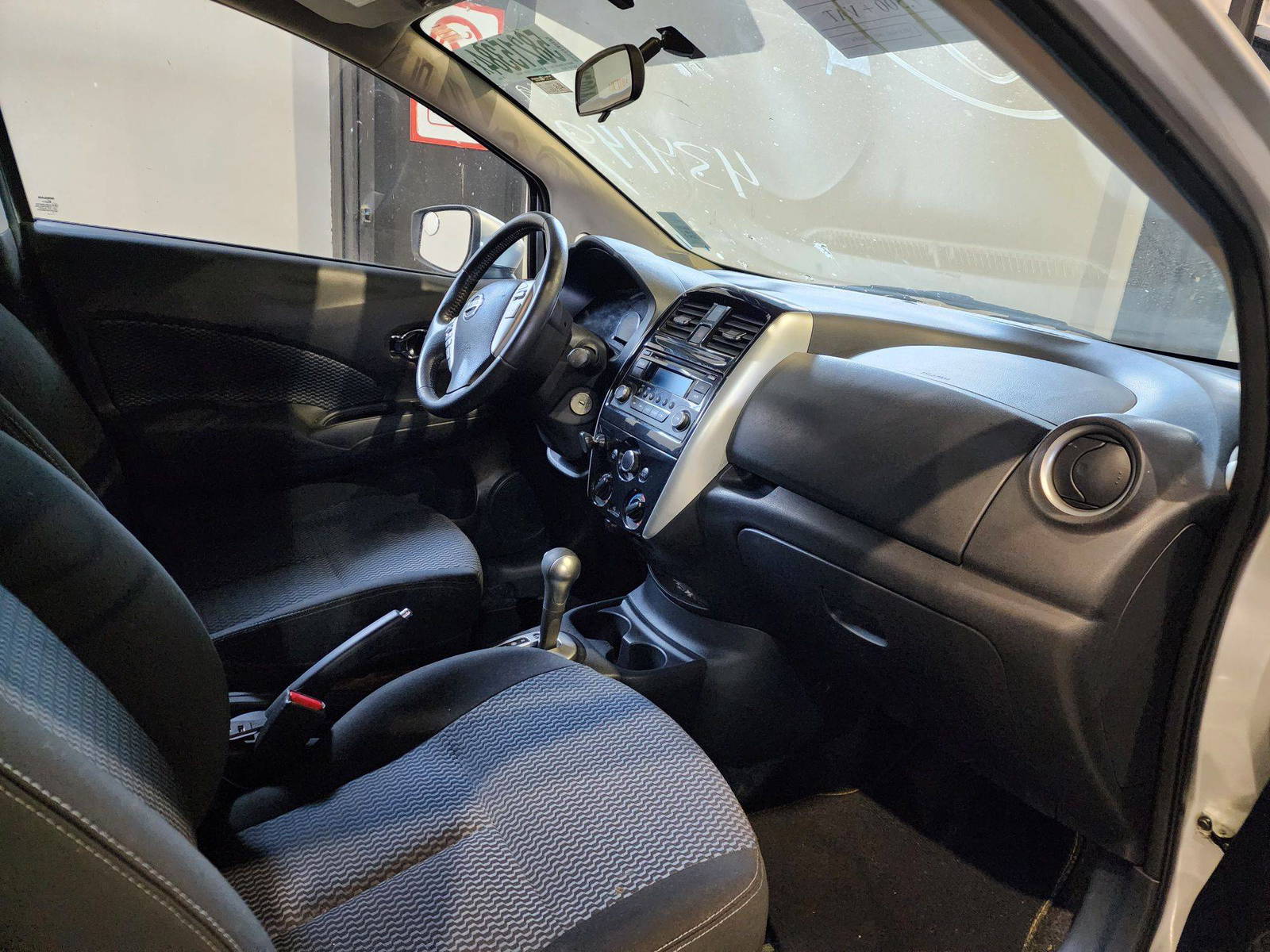 2015 NISSAN VERSA NOTE — 164535 Miles — Lot 58215384 — Al Quoz - Marhaba Auctions Used Cars - Image 8