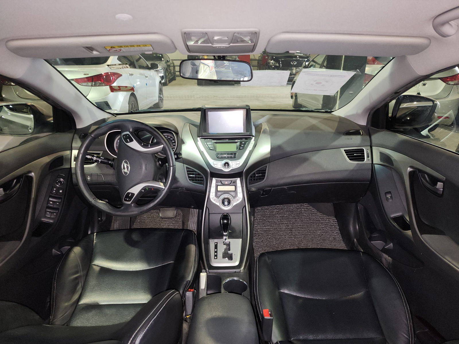2012 HYUNDAI AVANTE — 146398 KM — Lot 381746 — Main - Marhaba Auctions Used Cars - Image 8