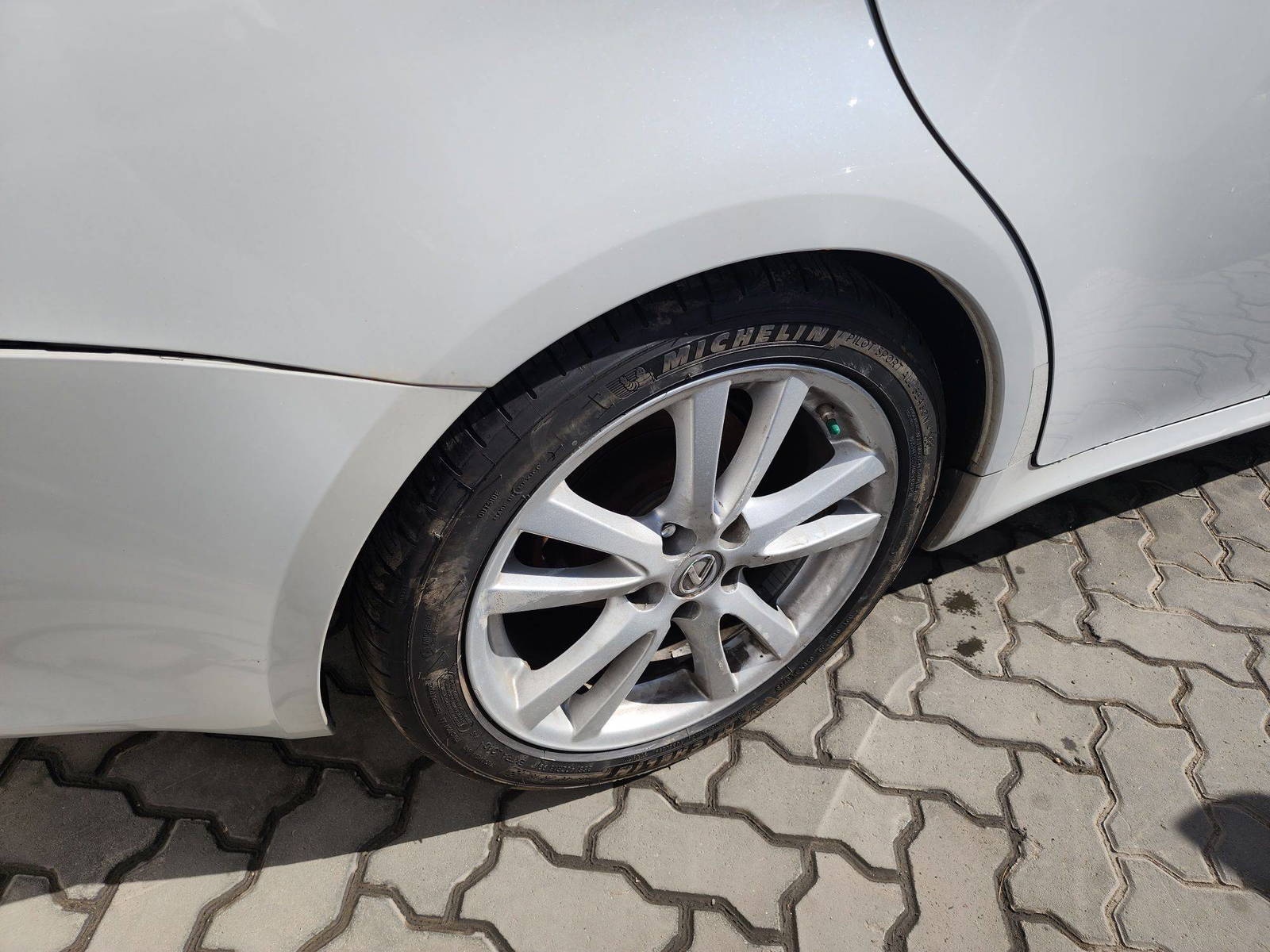 2007 LEXUS IS 250 — 220978 Miles — Lot 55245763 - Marhaba Auctions Used Cars - Image 4