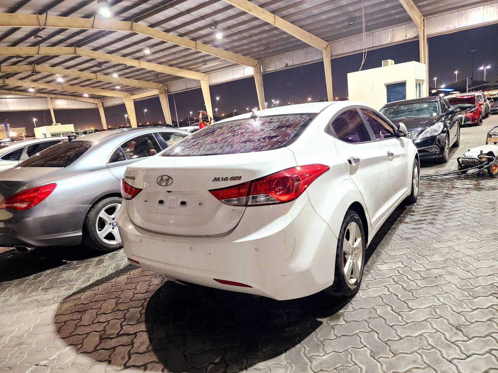 2012 HYUNDAI AVANTE — 151915 KM — Lot 521980 — Ind. 12 - Marhaba Auctions Used Cars - Image 3