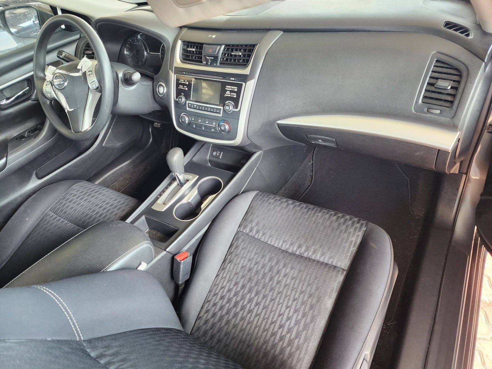 2018 NISSAN ALTIMA — 75018 Miles — Lot 67899373 - Marhaba Auctions Used Cars - Image 5