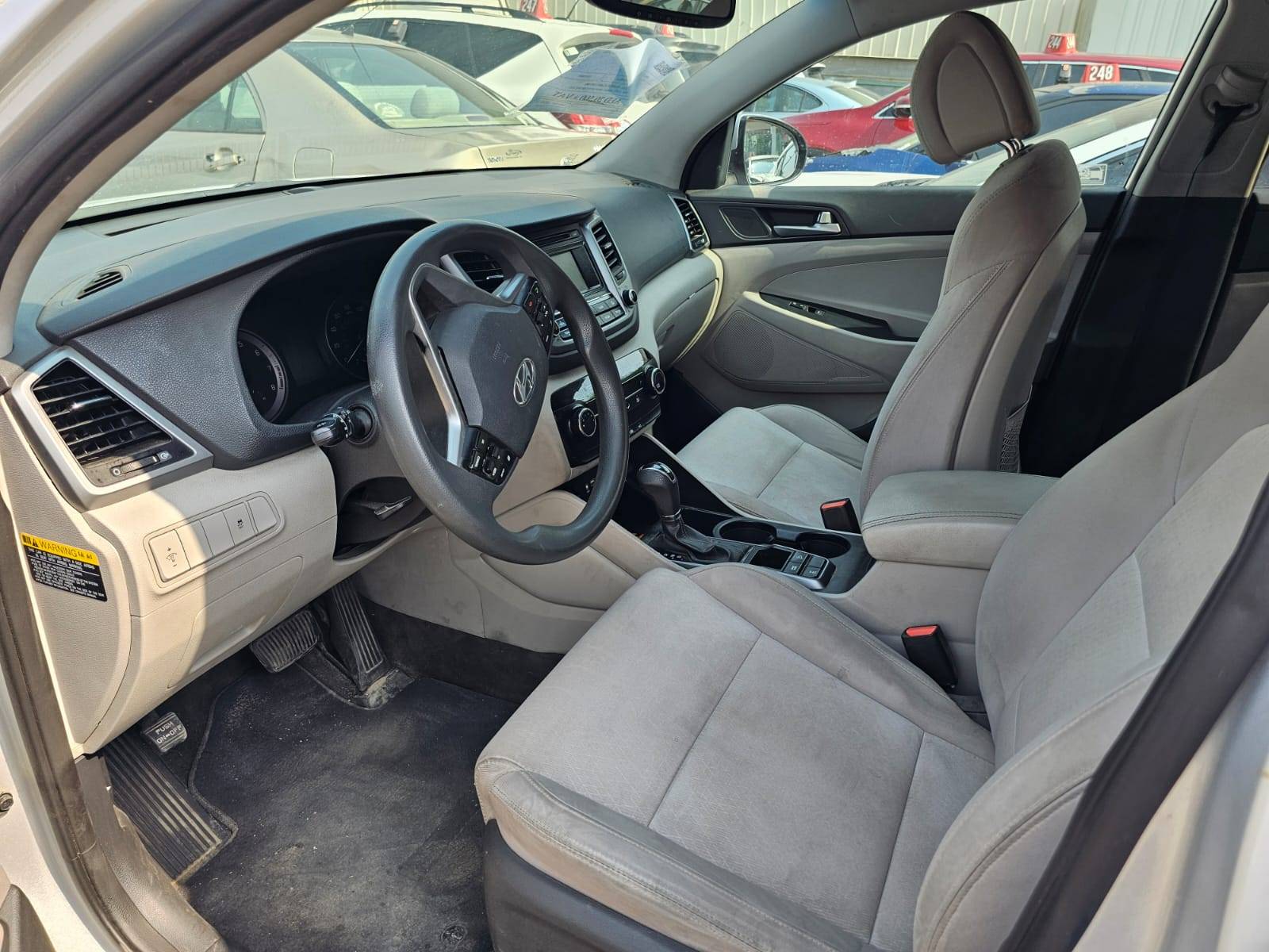 2017 HYUNDAI TUCSON — 188769 Miles — Lot 24HU383390 — Main - Marhaba Auctions Used Cars - Image 6