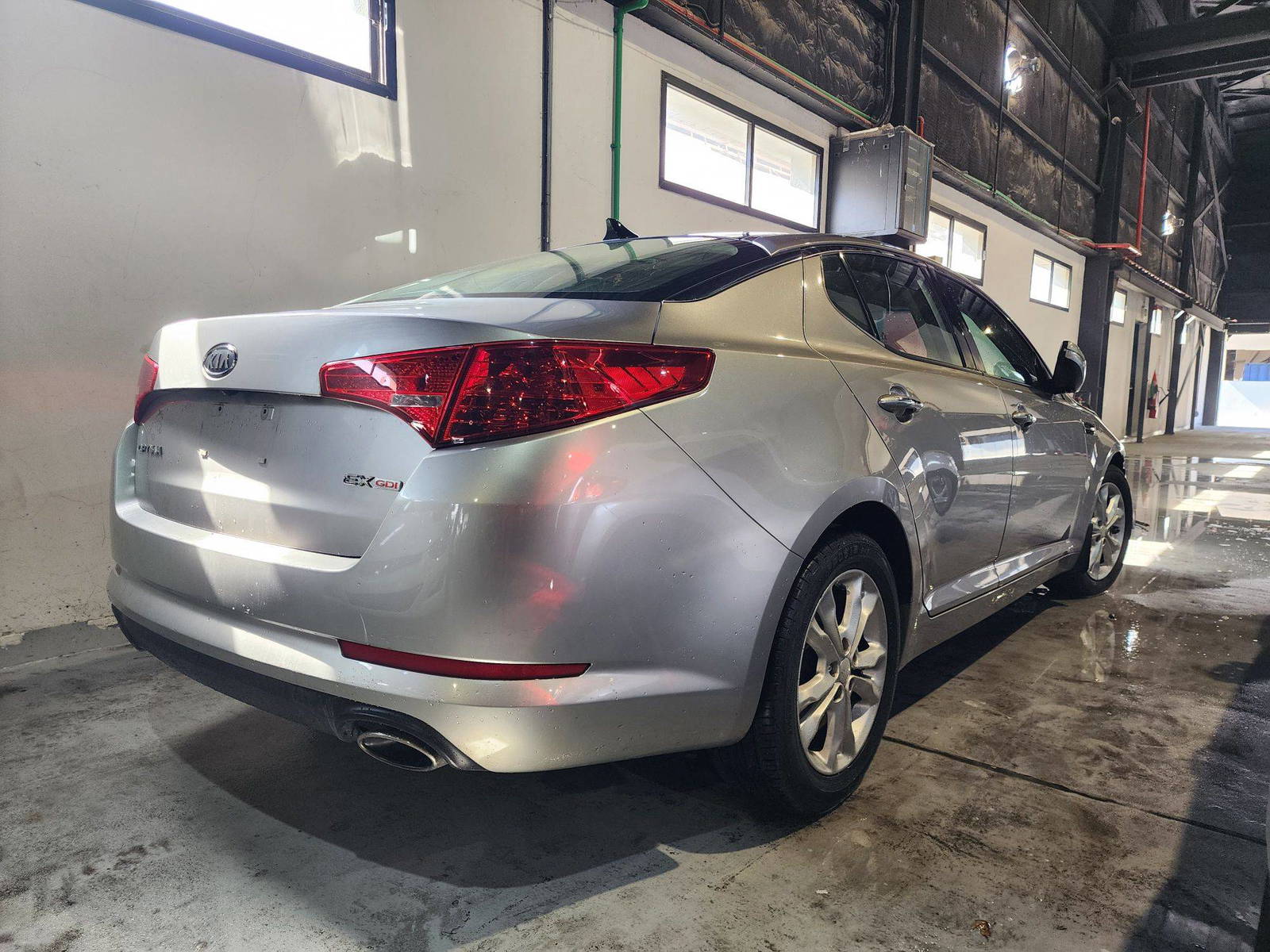 2012 KIA OPTIMA — 170390 Miles — Lot 79866194 — Al Quoz - Marhaba Auctions Used Cars - Image 3