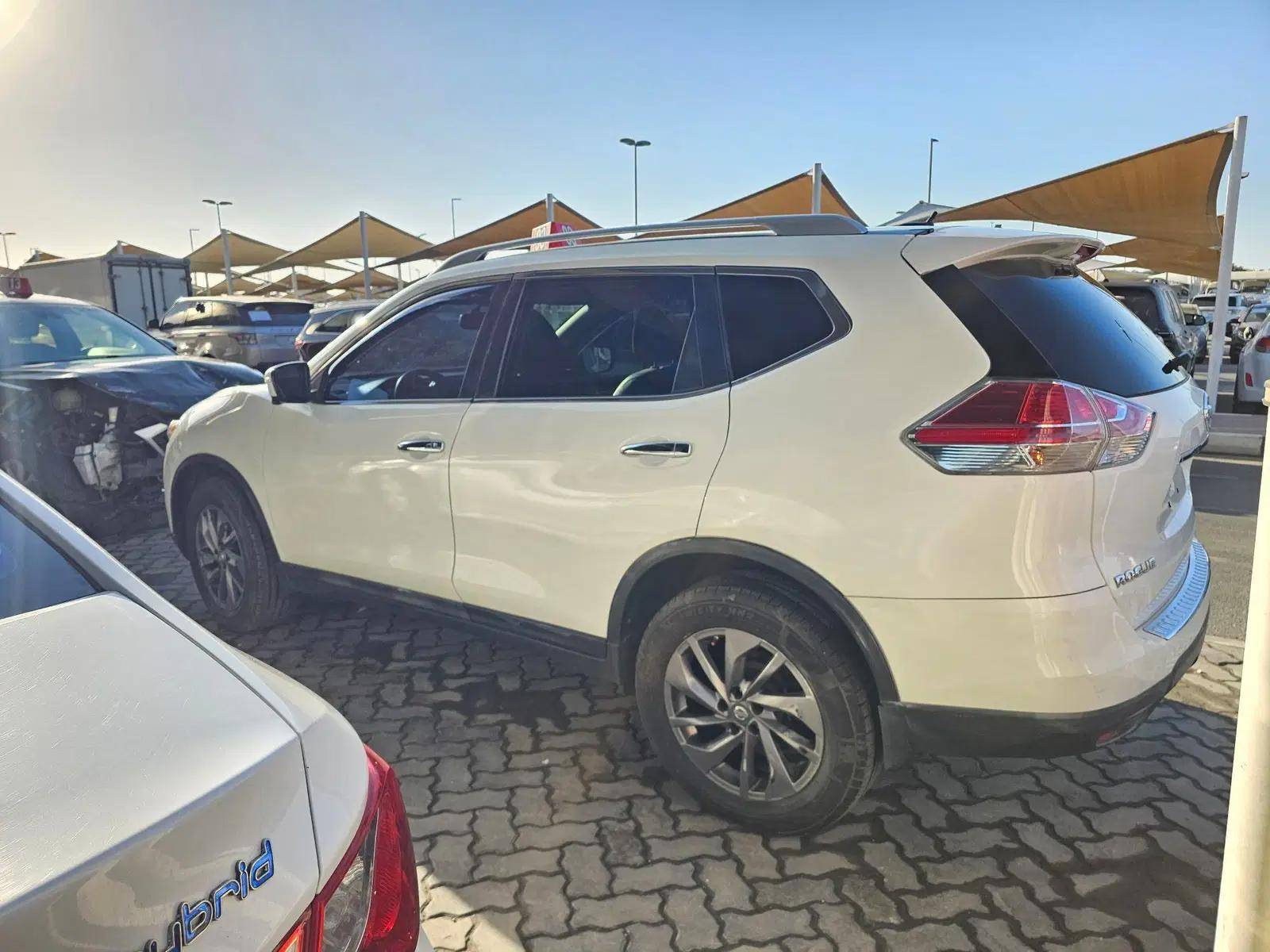 2016 NISSAN ROGUE — 141312 Miles — Lot 765595 — Ind. 12 - Marhaba Auctions Used Cars - Image 4