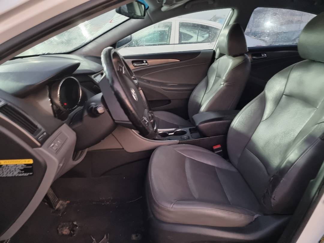 2012 HYUNDAI SONATA — 218830 Miles — Lot 215487 — Ind. 12 - Marhaba Auctions Used Cars - Image 6