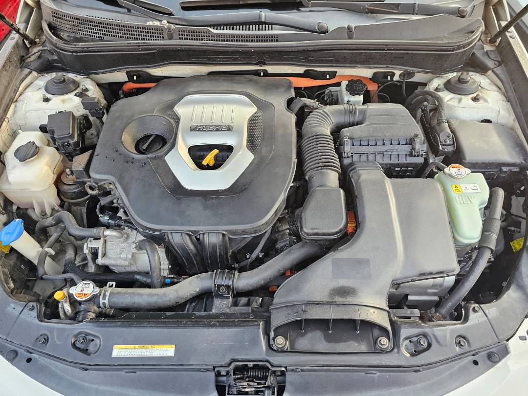 2012 HYUNDAI SONATA — 244115 KM — Lot 052510 — Main - Marhaba Auctions Used Cars - Image 6