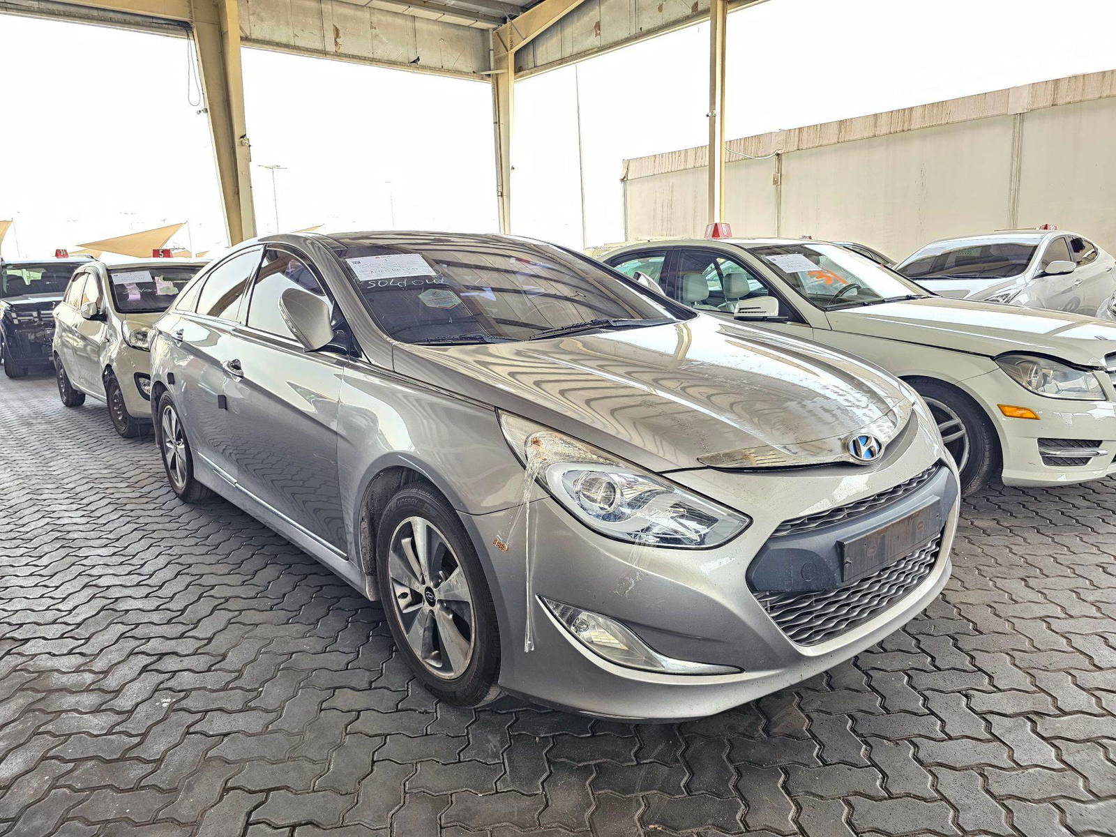 2012 HYUNDAI SONATA — 168029 KM — Lot 044600 — Souq - Marhaba Auctions Used Cars - Image 3