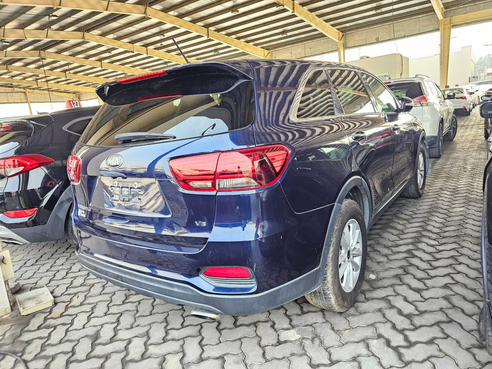 2020 KIA SORENTO — 107794 Miles — Lot 41784142 — Souq - Marhaba Auctions Used Cars - Image 3