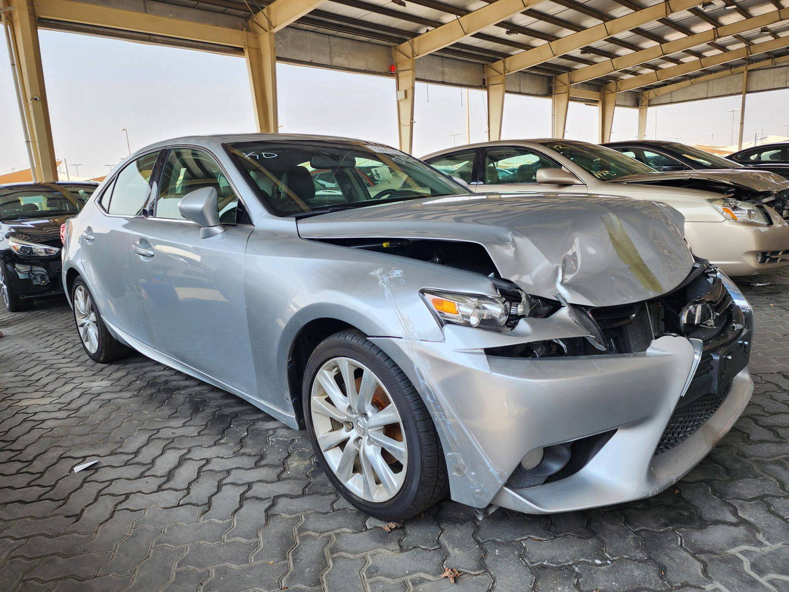 2014 LEXUS IS 250 — 131320 Miles — Lot 53085104 — Souq - Marhaba Auctions Used Cars - Image 4
