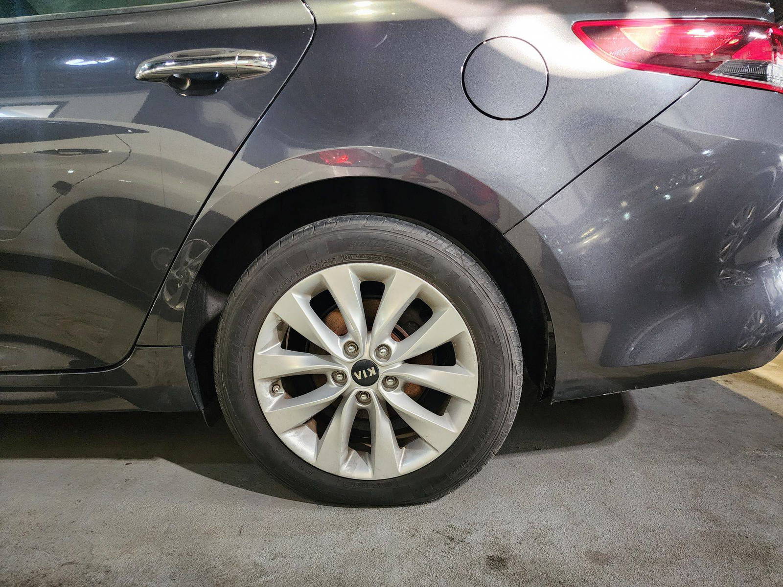 2018 KIA OPTIMA — 99523 Miles — Lot 43432 — Al Quoz - Marhaba Auctions Used Cars - Image 12