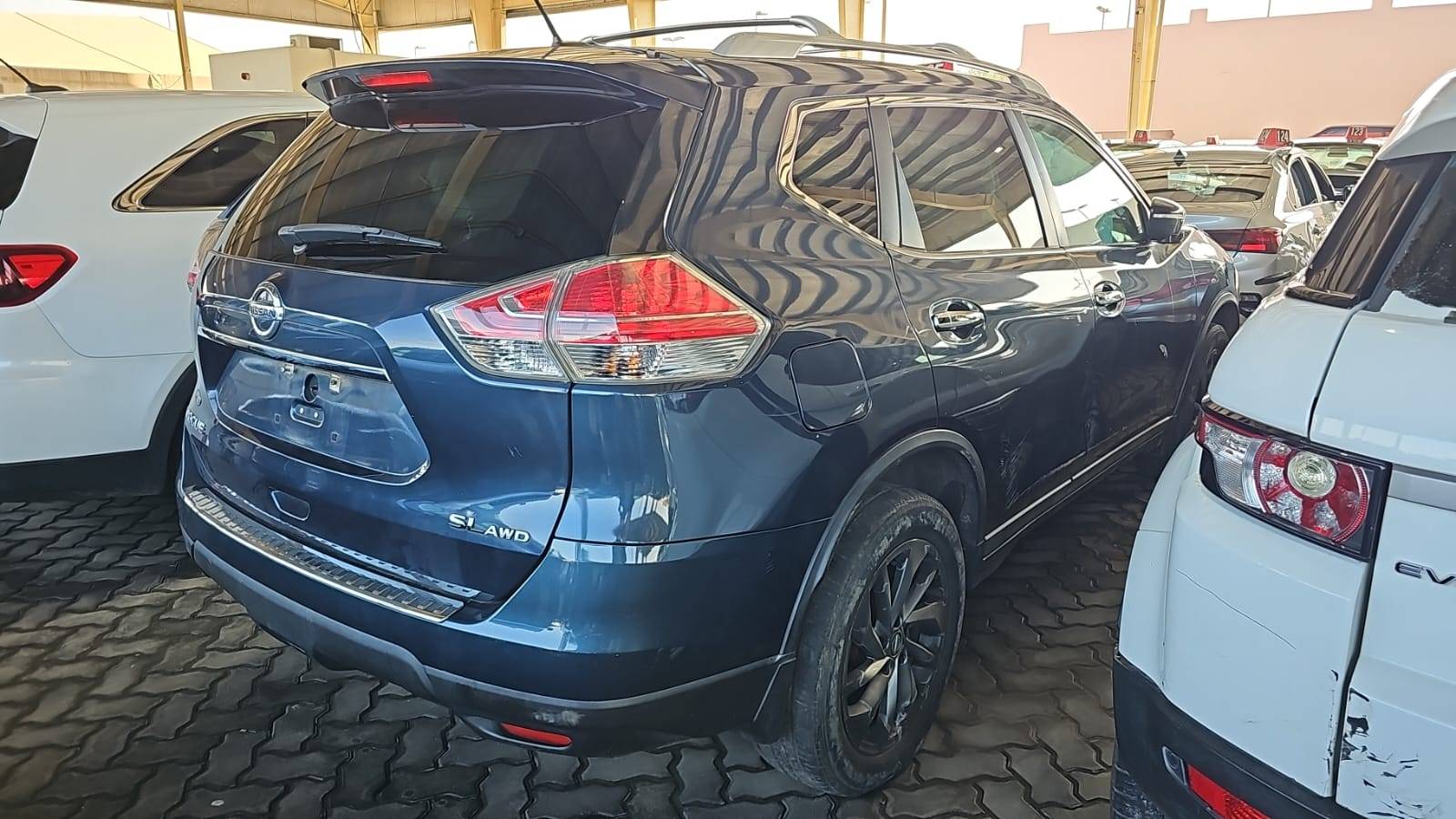 2015 NISSAN ROGUE — 245905 Miles — Lot C862806 — Souq - Marhaba Auctions Used Cars - Image 11