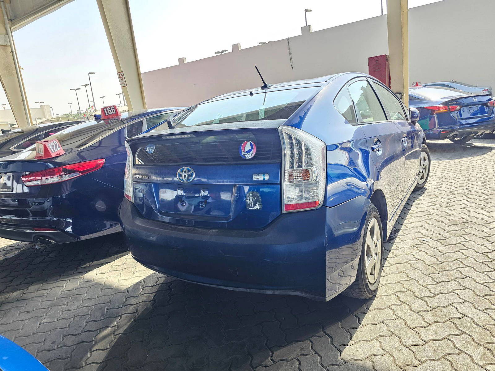 2010 TOYOTA PRIUS — 201889 Miles — Lot DU0A0198640 — Souq - Marhaba Auctions Used Cars - Image 3
