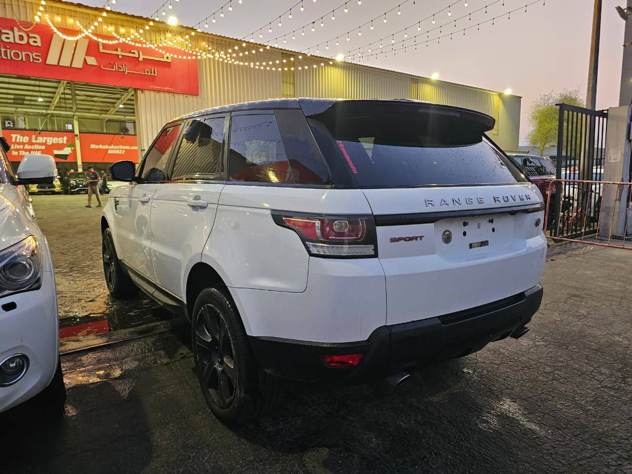 2015 LAND ROVER RANGE ROVER SPORT SUPERCHARGED — 189449 Miles — Lot 607986 — Main - Marhaba Auctions Used Cars - Image 5