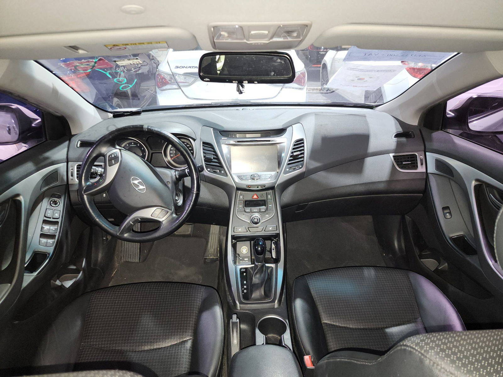 2014 HYUNDAI AVANTE — 148672 KM — Lot 006865 — Al Quoz - Marhaba Auctions Used Cars - Image 8