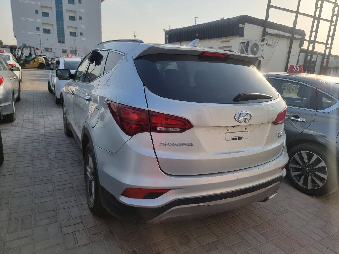 HYUNDAI SANTA FE 2017 - Marhaba Auction Used Cars - Image 4