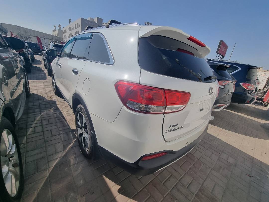 KIA SORENTO 2017 - Marhaba Auction Used Cars - Image 3