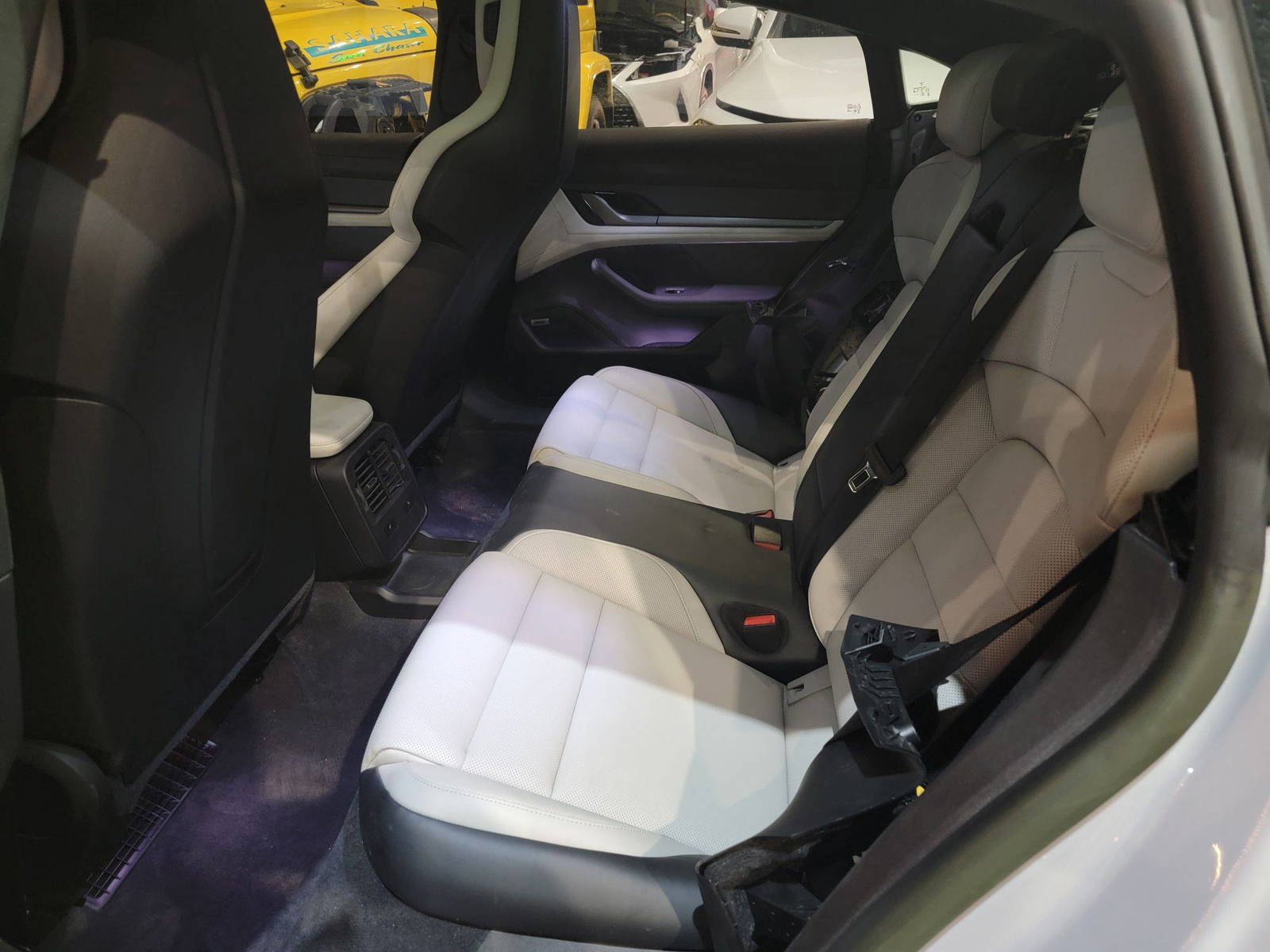 PORSCHE TAYCAN 2023 - Marhaba Auction Used Cars - Image 9