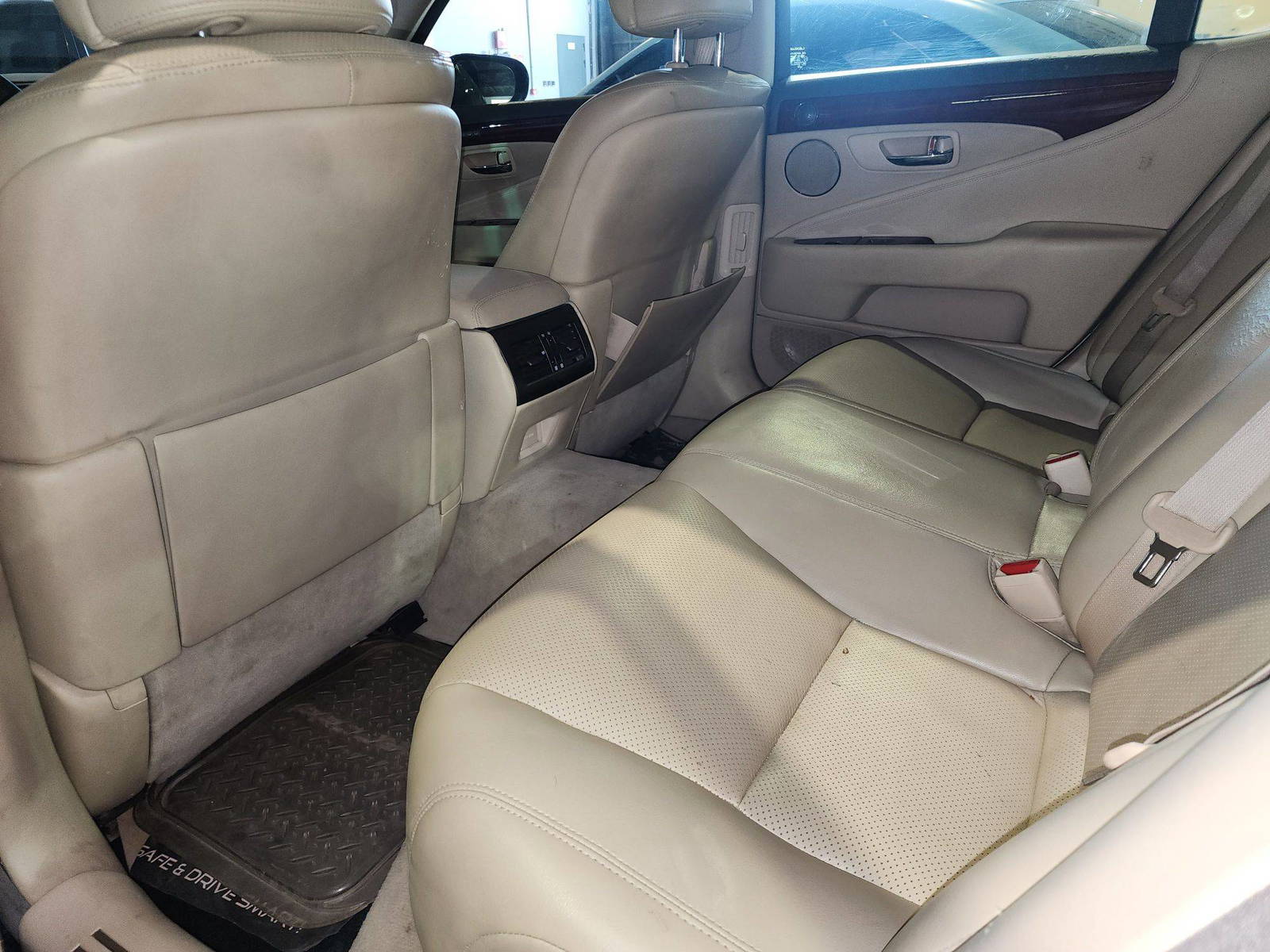 LEXUS LS 460 2010 - Marhaba Auction Used Cars - Image 7