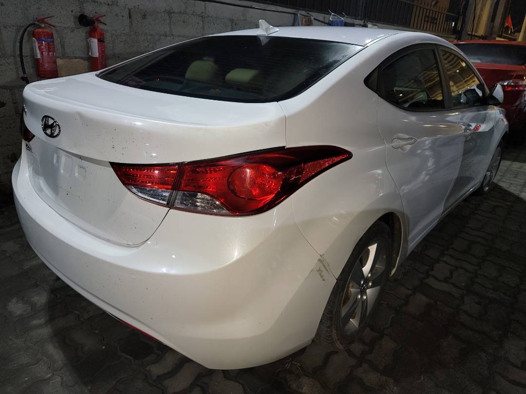 2013 HYUNDAI ELANTRA — 127084 Miles — Lot 69510863 - Marhaba Auctions Used Cars - Image 4