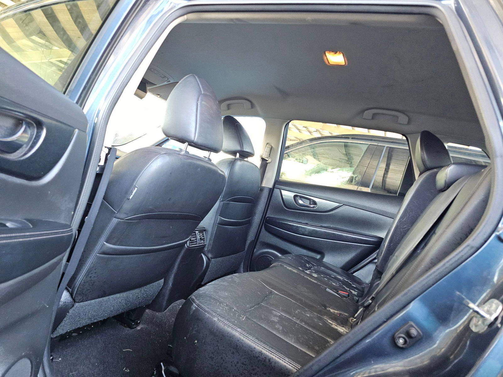 2014 NISSAN ROGUE — 293045 Miles — Lot C804465 — Souq - Marhaba Auctions Used Cars - Image 6