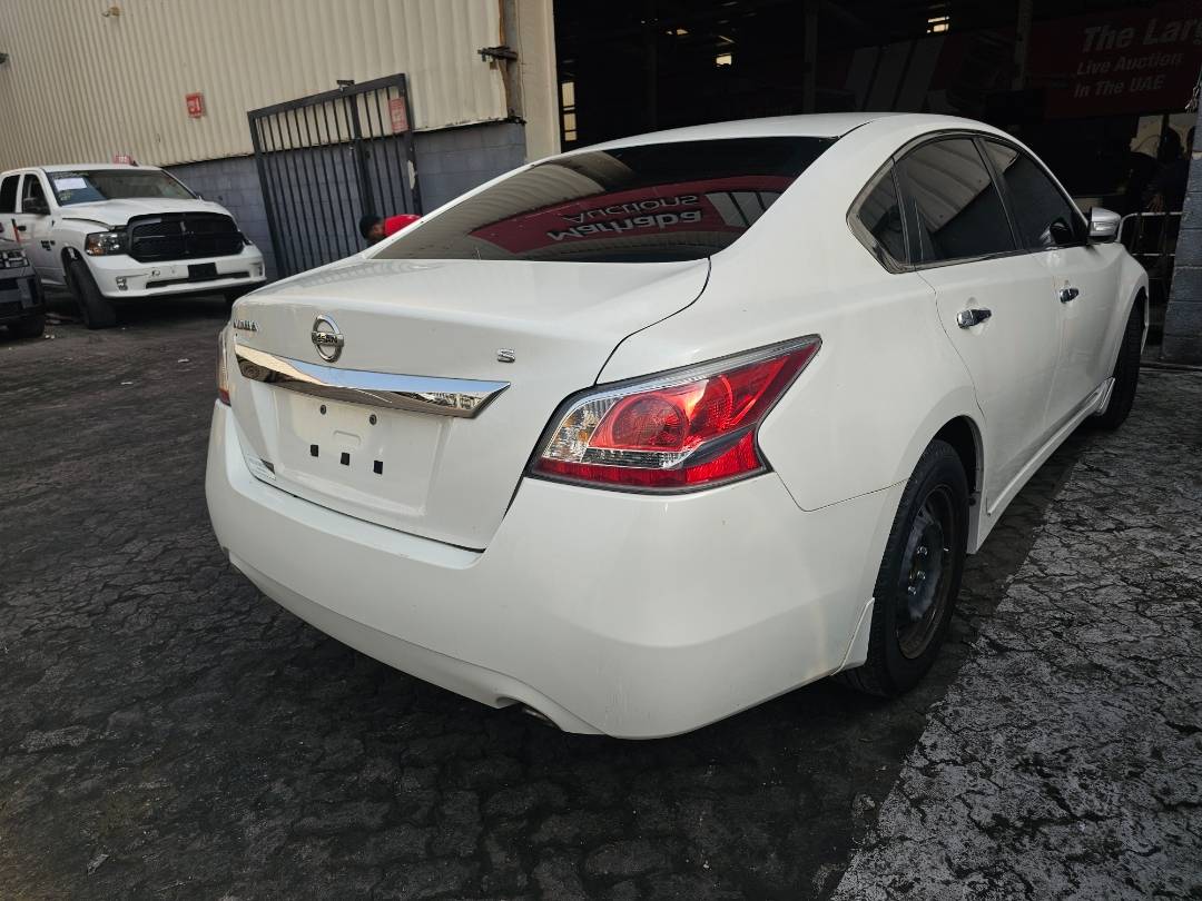 2015 NISSAN ALTIMA — 142294 Miles — Lot 60498655 — Main - Marhaba Auctions Used Cars - Image 3