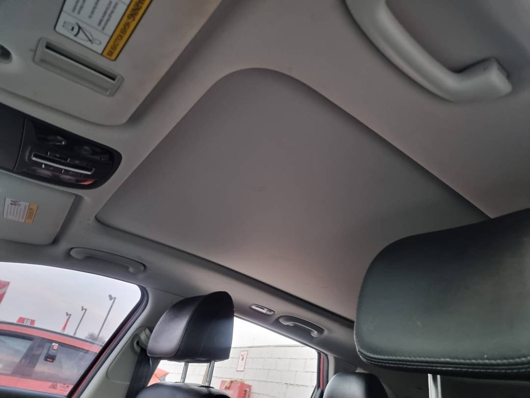 2017 KIA SORENTO — 72372 Miles — Lot HG251486 — Souq - Marhaba Auctions Used Cars - Image 9