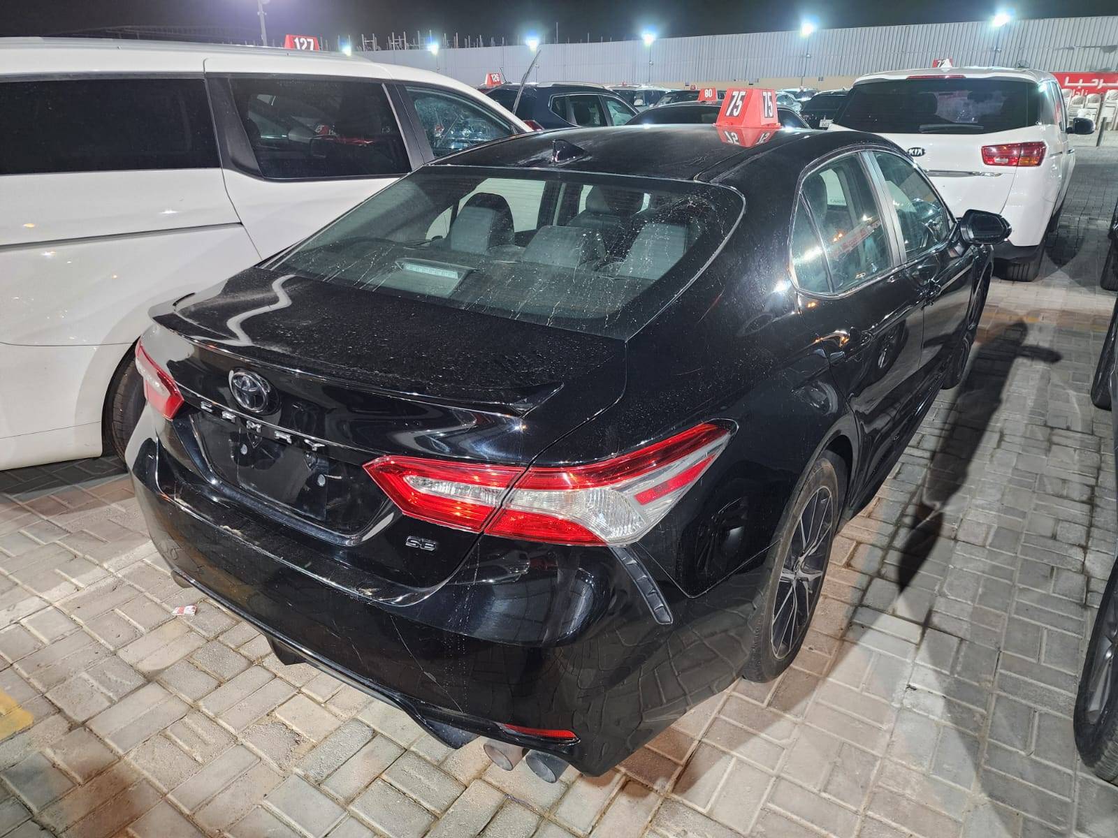 TOYOTA CAMRY