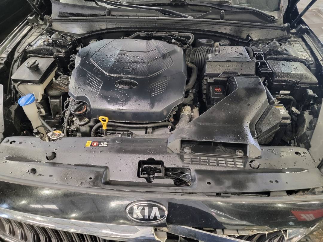 2017 KIA CADENZA — 155243 Miles — Lot 5067666 — Souq - Marhaba Auctions Used Cars - Image 12