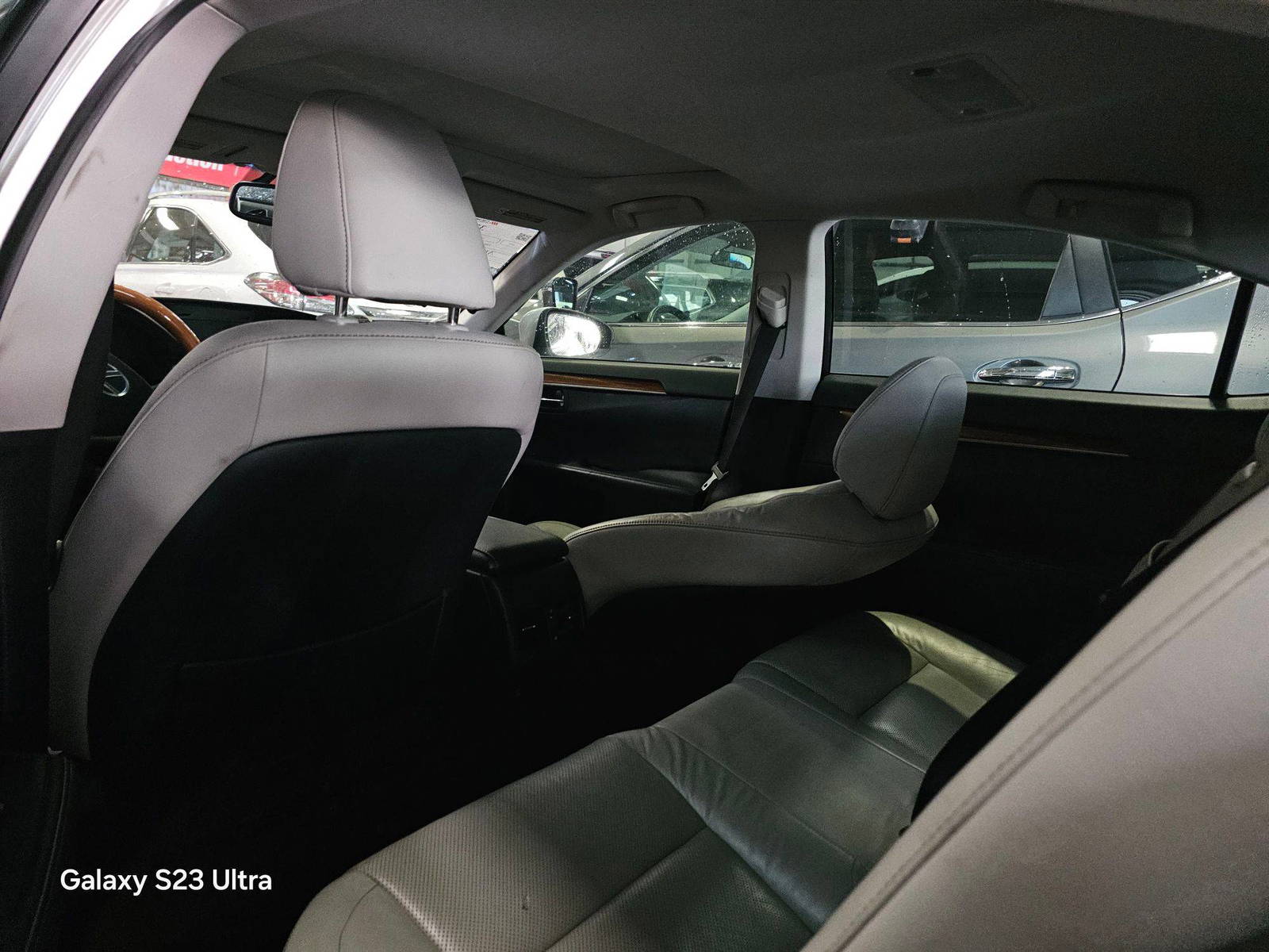 LEXUS ES 300H 2013 - Marhaba Auction Used Cars - Image 6