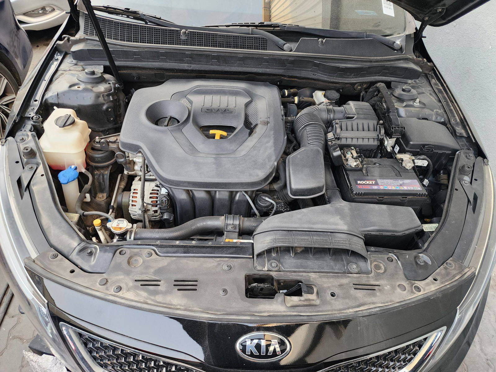 2015 KIA K5 — 109660 KM — Lot 550470 — Main - Marhaba Auctions Used Cars - Image 9