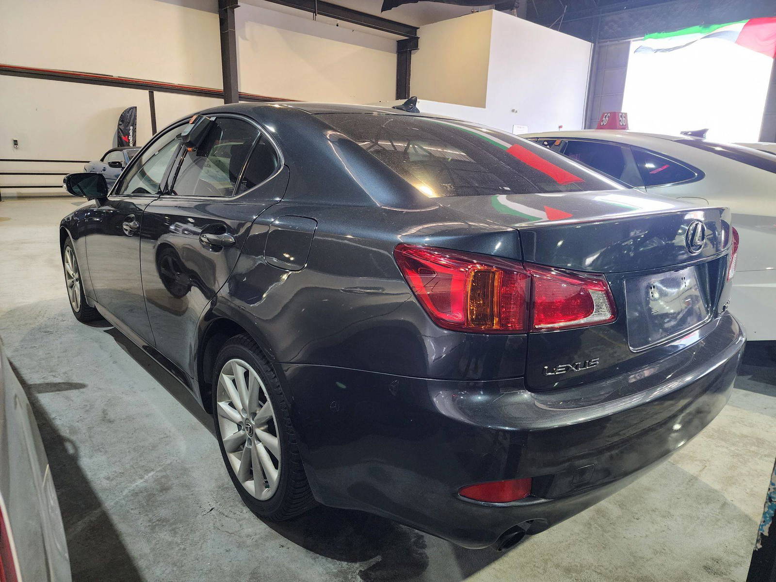 2010 LEXUS IS 250 — 151611 Miles — Lot 033873 — Al Quoz - Marhaba Auctions Used Cars - Image 5