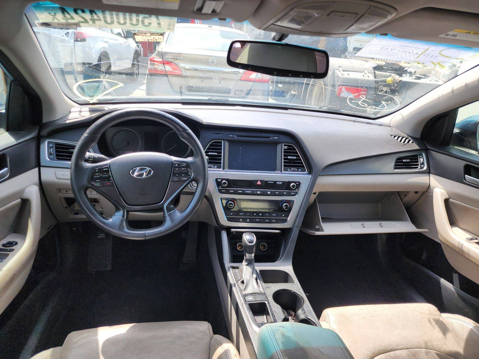 2015 HYUNDAI SONATA — 168949 Miles — Lot 94537 — Al Quoz - Marhaba Auctions Used Cars - Image 8